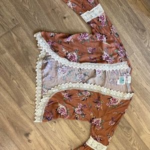 Burnt orange floral kimono